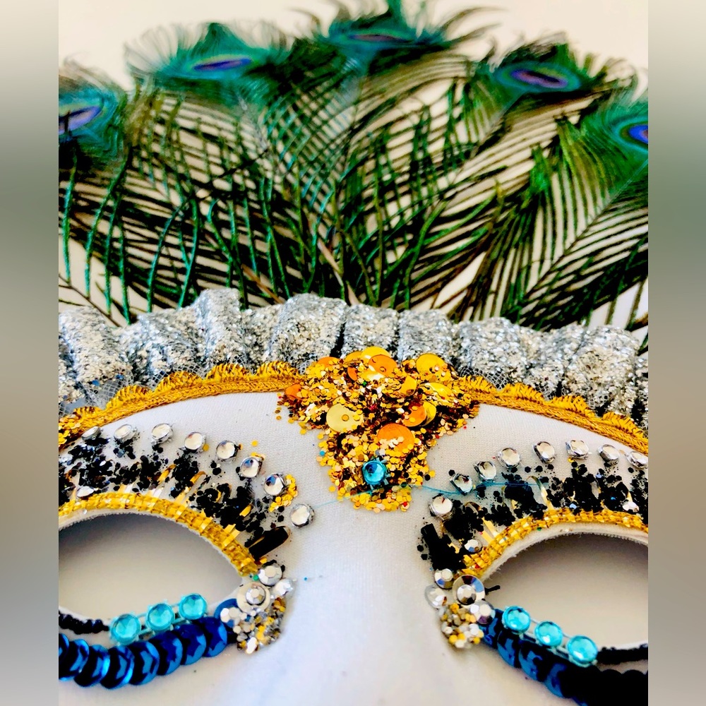 Eye mask costume Carnevale,Masquerade Mardi Gras Embellished eye mask feathers